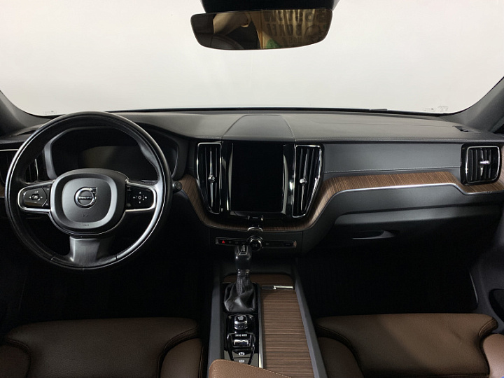 Volvo XC60 2, 2021 года, Автоматическая, Серый