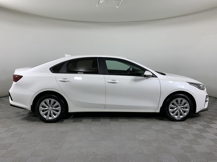 KIA Cerato 1.6, 2018 года, Автоматическая, БЕЛЫЙ