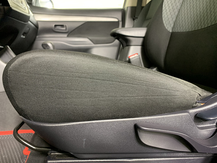 MITSUBISHI Outlander 2, 2015 года, Вариатор, СЕРЫЙ