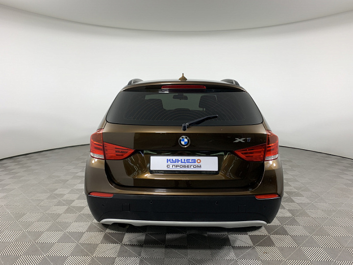 BMW X1 2, 2011 года, Автоматическая, КОРИЧНЕВЫЙ