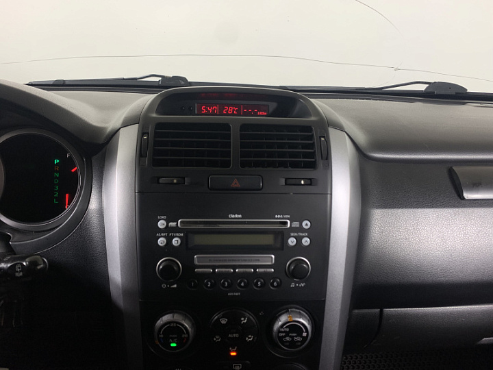 Suzuki Grand Vitara 2, 2005 года, Автоматическая, красный