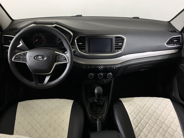 LADA (ВАЗ) Vesta 1.6, 2023 года, Механика, Белый
