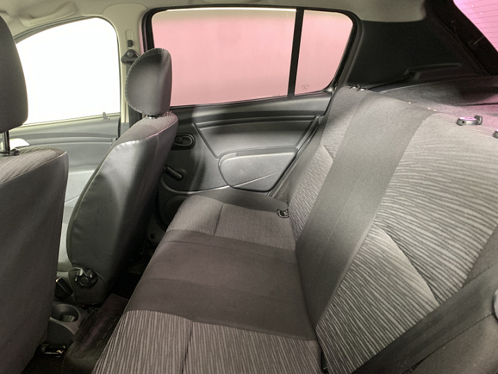 RENAULT Sandero 1.6, 2012 года, Автоматическая, ЧЕРНЫЙ