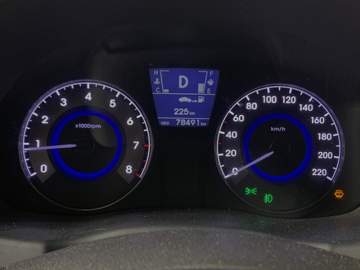 HYUNDAI Solaris 1.4, 2012 года, Автоматическая, ТЕМНО-СИНИЙ