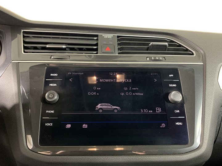 VOLKSWAGEN Tiguan 1.4, 2019 года, Робот, ЧЕРНЫЙ