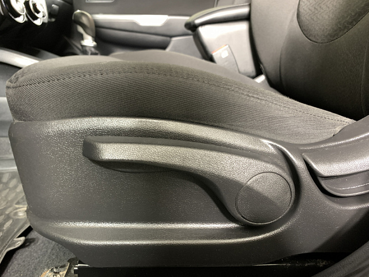 KIA Rio 1.6, 2013 года, Механика, ЧЕРНЫЙ