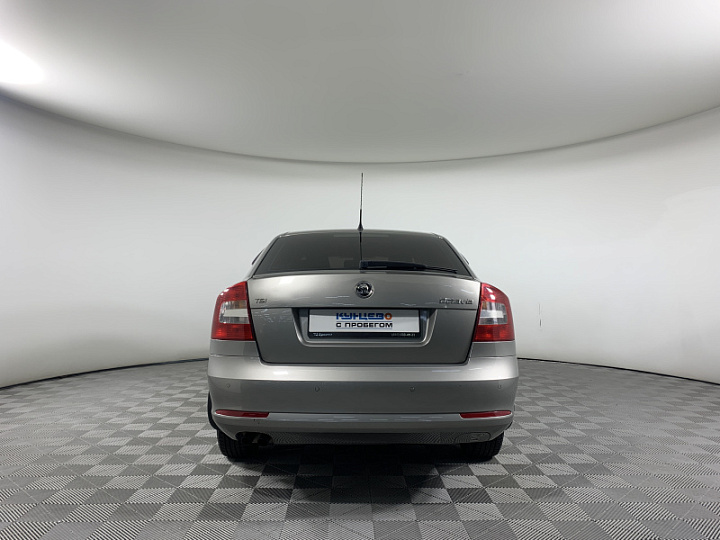 SKODA Octavia 1.4, 2011 года, Механика, СЕРЫЙ