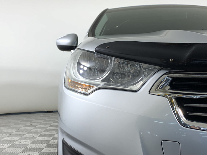 CITROEN C4 1.6, 2015 года, Механика, Серебристый