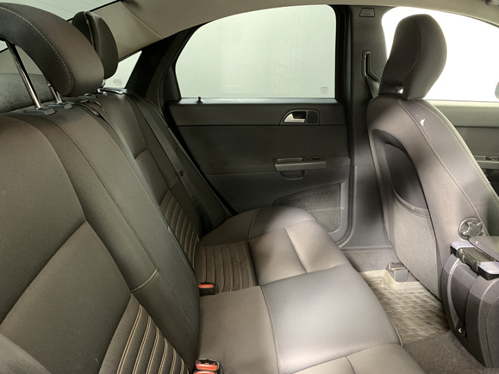 VOLVO S40 2.4, 2009 года, Автоматическая, КРАСНЫЙ