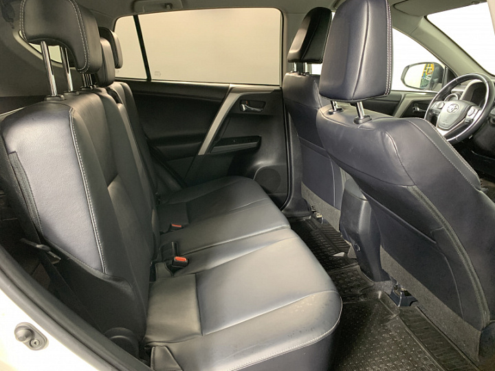 TOYOTA RAV4 2, 2016 года, Автоматическая, БЕЛЫЙ