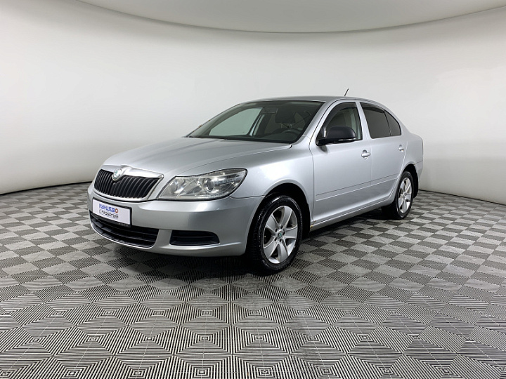 SKODA Octavia 1.6, 2012 года, Механика, Серебристый