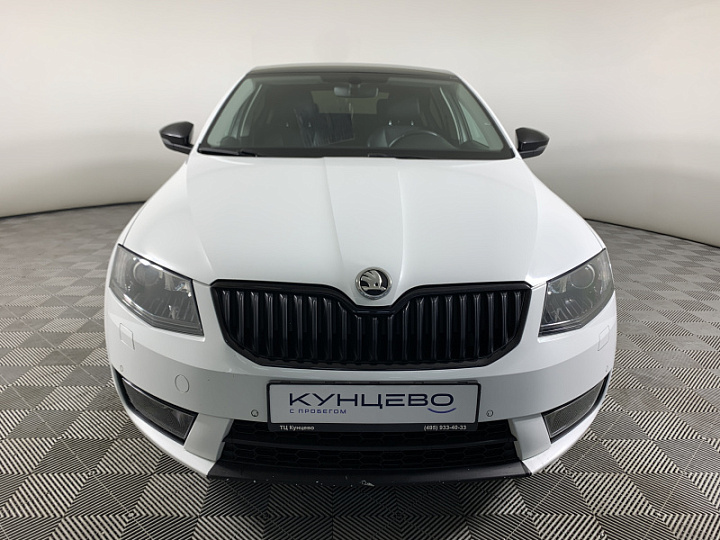 SKODA Octavia 1.8, 2016 года, Робот, БЕЛЫЙ