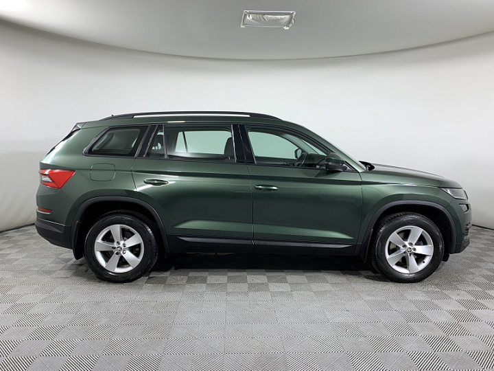 SKODA Kodiaq 1.4, 2020 года, Робот, ЗЕЛЕНЫЙ