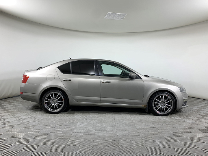 SKODA Octavia 1.8, 2013 года, Робот, БЕЖЕВЫЙ