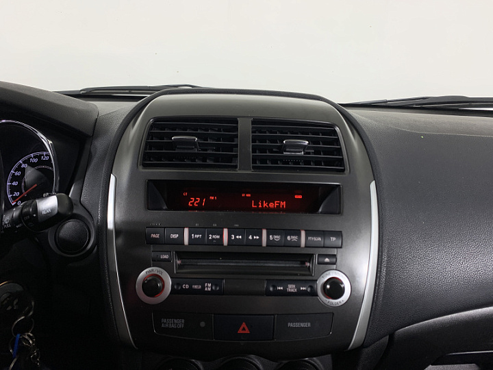 MITSUBISHI ASX 1.8, 2011 года, Вариатор, Серебристый