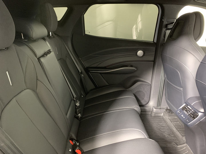 OMODA C7 1.6, 2025 года, Робот, СЕРЫЙ