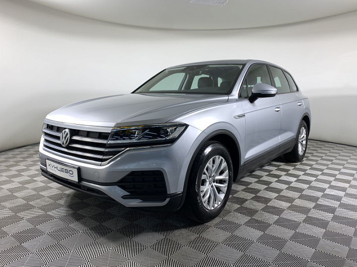 VOLKSWAGEN Touareg 3, 2018 года, Автоматическая, Серебристый
