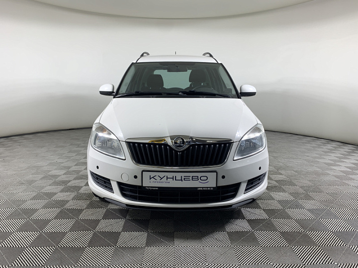 SKODA Roomster 1.4, 2014 года, Механика, БЕЛЫЙ