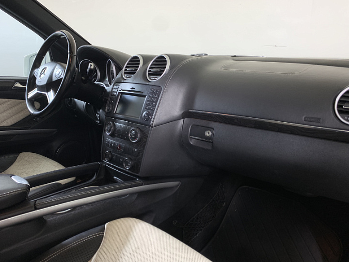 MERCEDES-BENZ GL-Класс 3, 2011 года, Автоматическая, БЕЛЫЙ