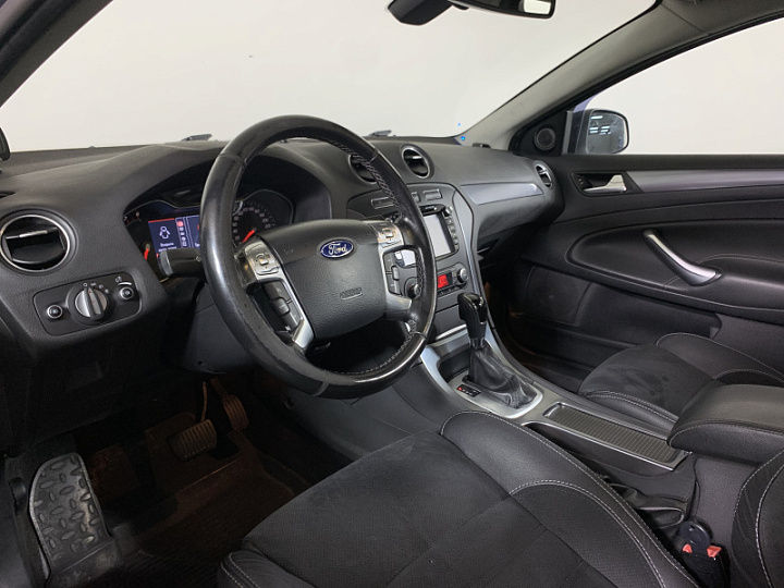 Ford Mondeo 2.3, 2013 года, Автоматическая, Серо-коричневый