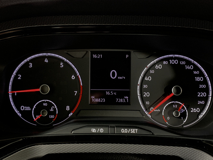 VOLKSWAGEN Polo 1.6, 2020 года, Автоматическая, СЕРЫЙ