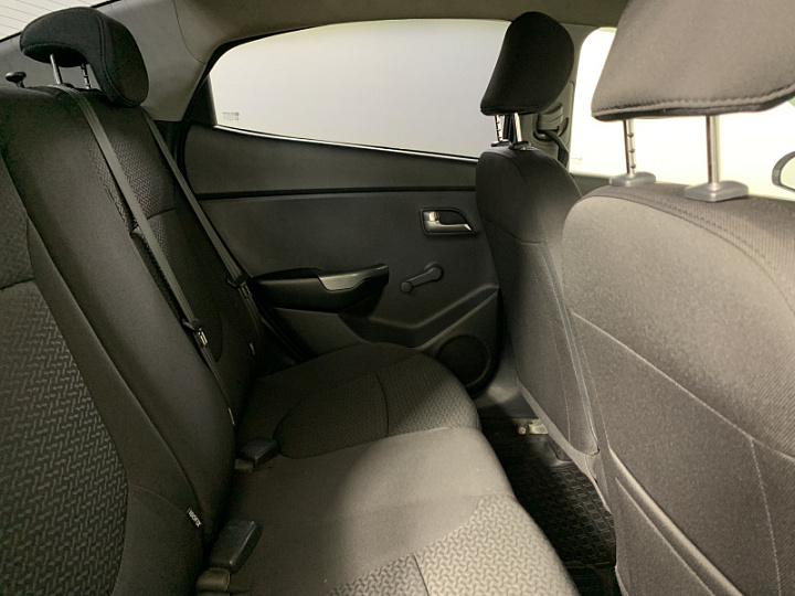 KIA Rio 1.4, 2014 года, Автоматическая, ЧЕРНЫЙ