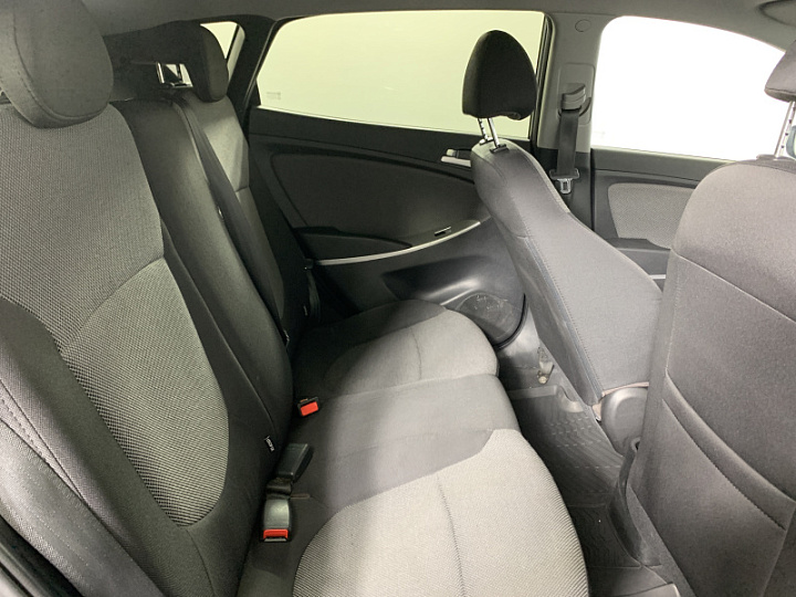 HYUNDAI Solaris 1.4, 2013 года, Автоматическая, Черно-Серый