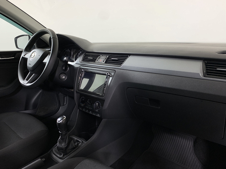 SKODA Rapid 1.6, 2019 года, Механика, БЕЛЫЙ