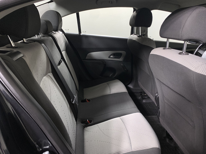 Chevrolet Cruze 1.6, 2013 года, Механика, Черный
