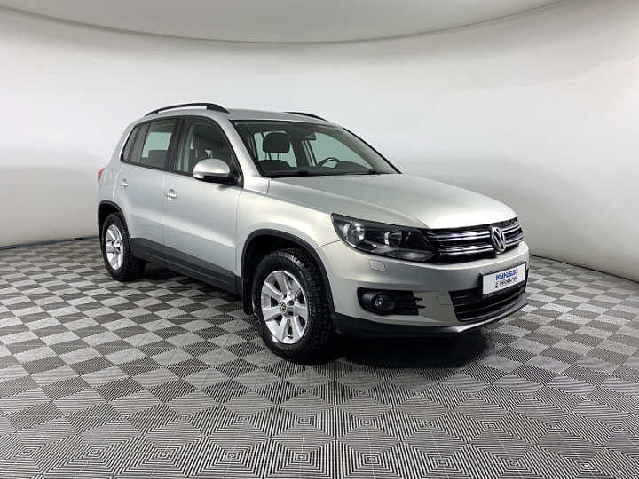 VOLKSWAGEN Tiguan 1.4, 2013 года, Робот, Серебристо-желтый