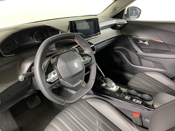 PEUGEOT 2008 1.2, 2023 года, Автоматическая, БЕЛЫЙ