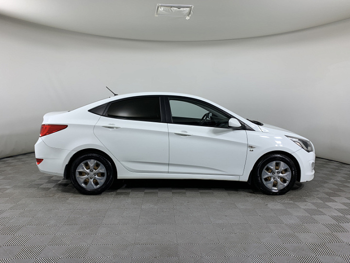 HYUNDAI Solaris 1.6, 2015 года, Автоматическая, БЕЛЫЙ