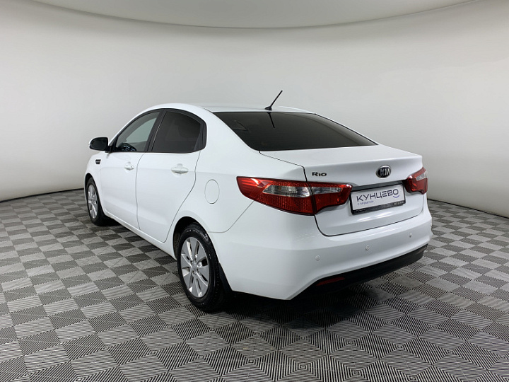 KIA Rio 1.6, 2014 года, Механика, БЕЛЫЙ