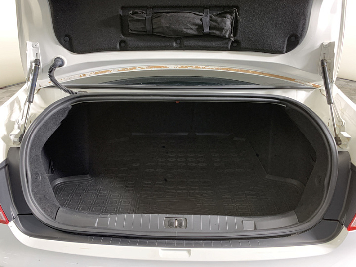 PEUGEOT 408 1.6, 2013 года, Автоматическая, БЕЛЫЙ