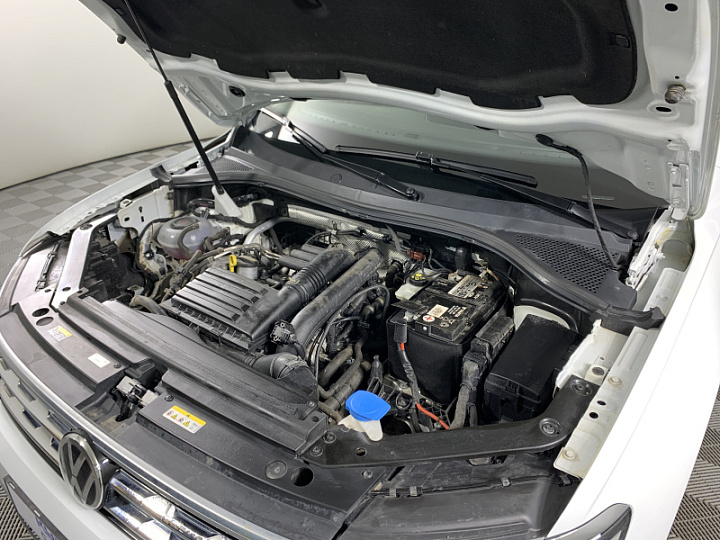 VOLKSWAGEN Tiguan 1.4, 2020 года, Автоматическая, БЕЛЫЙ