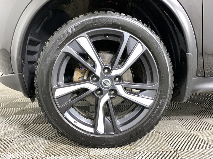 NISSAN Juke 1.6, 2017 года, Вариатор, ЧЕРНЫЙ