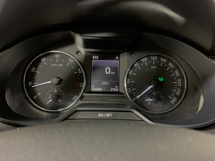 SKODA Octavia 1.4, 2016 года, Робот, БЕЛЫЙ
