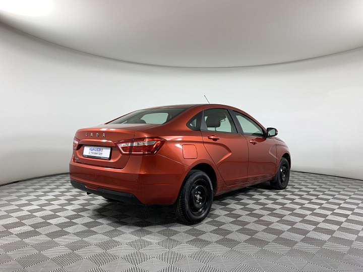 Lada Vesta 1.6, 2020 года, Механика, КРАСНЫЙ