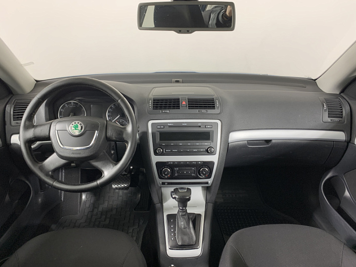 SKODA Octavia 1.6, 2010 года, Автоматическая, Серо-голубой