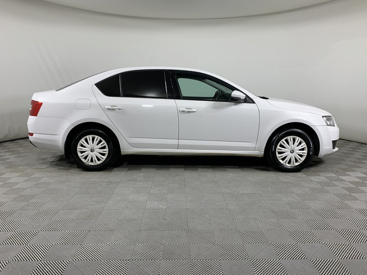 SKODA Octavia 1.2, 2014 года, Механика, БЕЛЫЙ