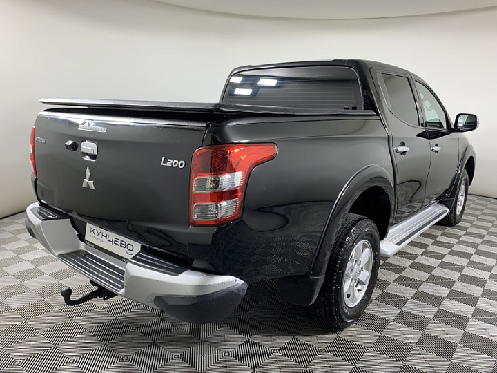 MITSUBISHI L200 2.4, 2018 года, Автоматическая, ЧЕРНЫЙ