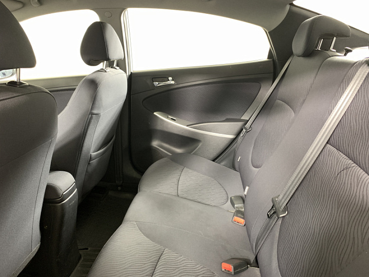 HYUNDAI Solaris 1.6, 2011 года, Автоматическая, БЕЛЫЙ