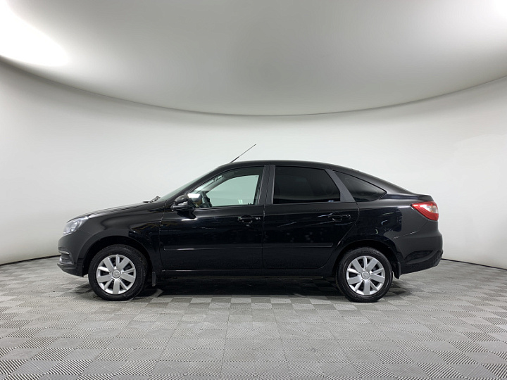 Lada Granta 1.6, 2022 года, Механика, ЧЕРНЫЙ