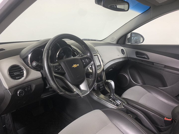 Chevrolet Cruze 1.8, 2013 года, Автоматическая, Белый