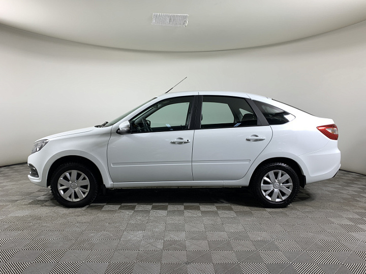 Lada Granta 1.6, 2023 года, Механика, БЕЛЫЙ