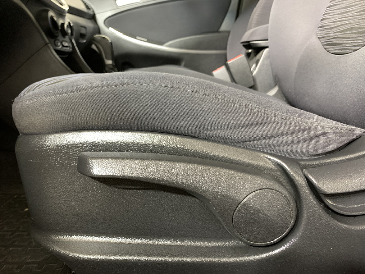 HYUNDAI Solaris 1.6, 2015 года, Автоматическая, ОРАНЖЕВЫЙ