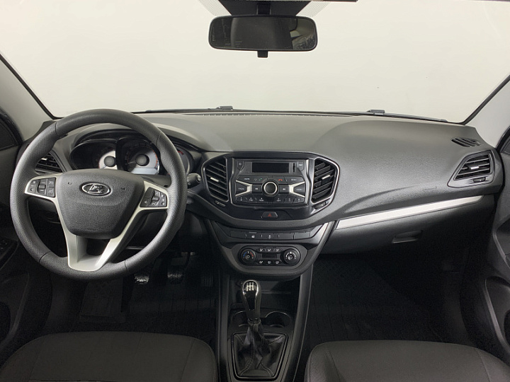 Lada Vesta 1.6, 2021 года, Механика, БЕЛЫЙ