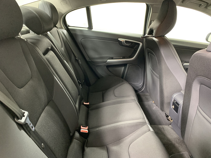 VOLVO S60 2, 2014 года, Автоматическая, БЕЛЫЙ