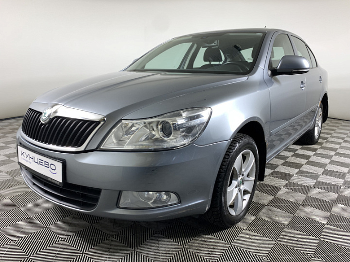 Skoda Octavia 1.8, 2013 года, Робот, Серый