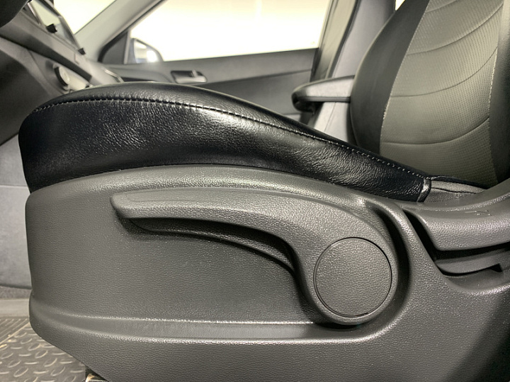 HYUNDAI Creta 2, 2017 года, Автоматическая, Серебристый
